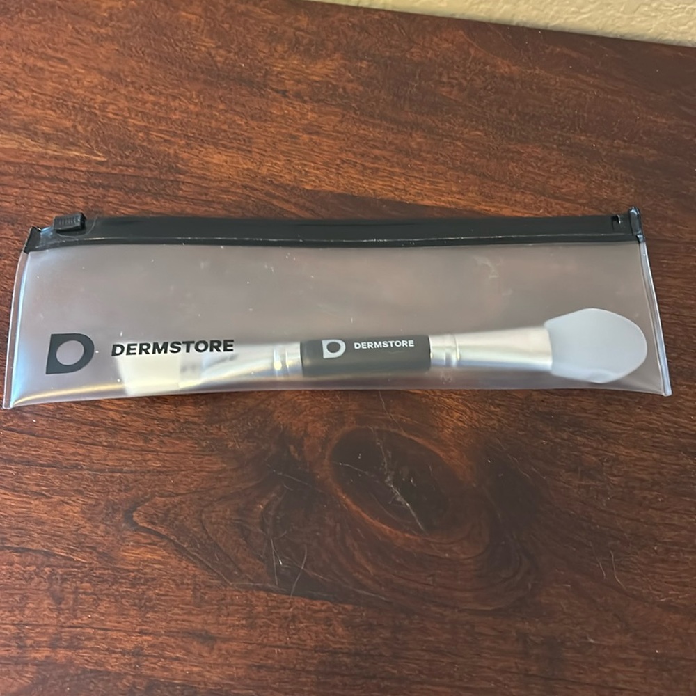🔥3 for $10🔥 Dermstore double sided makeup spatula new in pouch